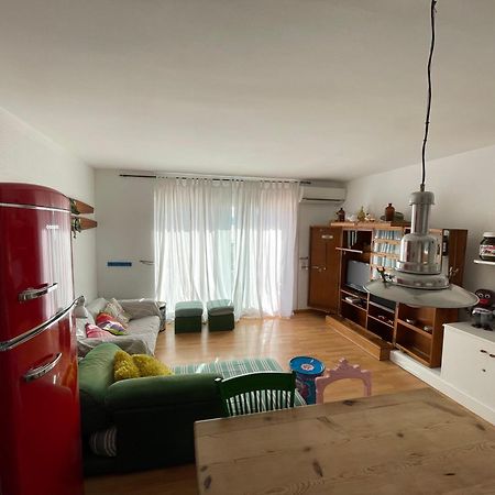 Apartamento Rits Beachfront Salou Bagian luar foto