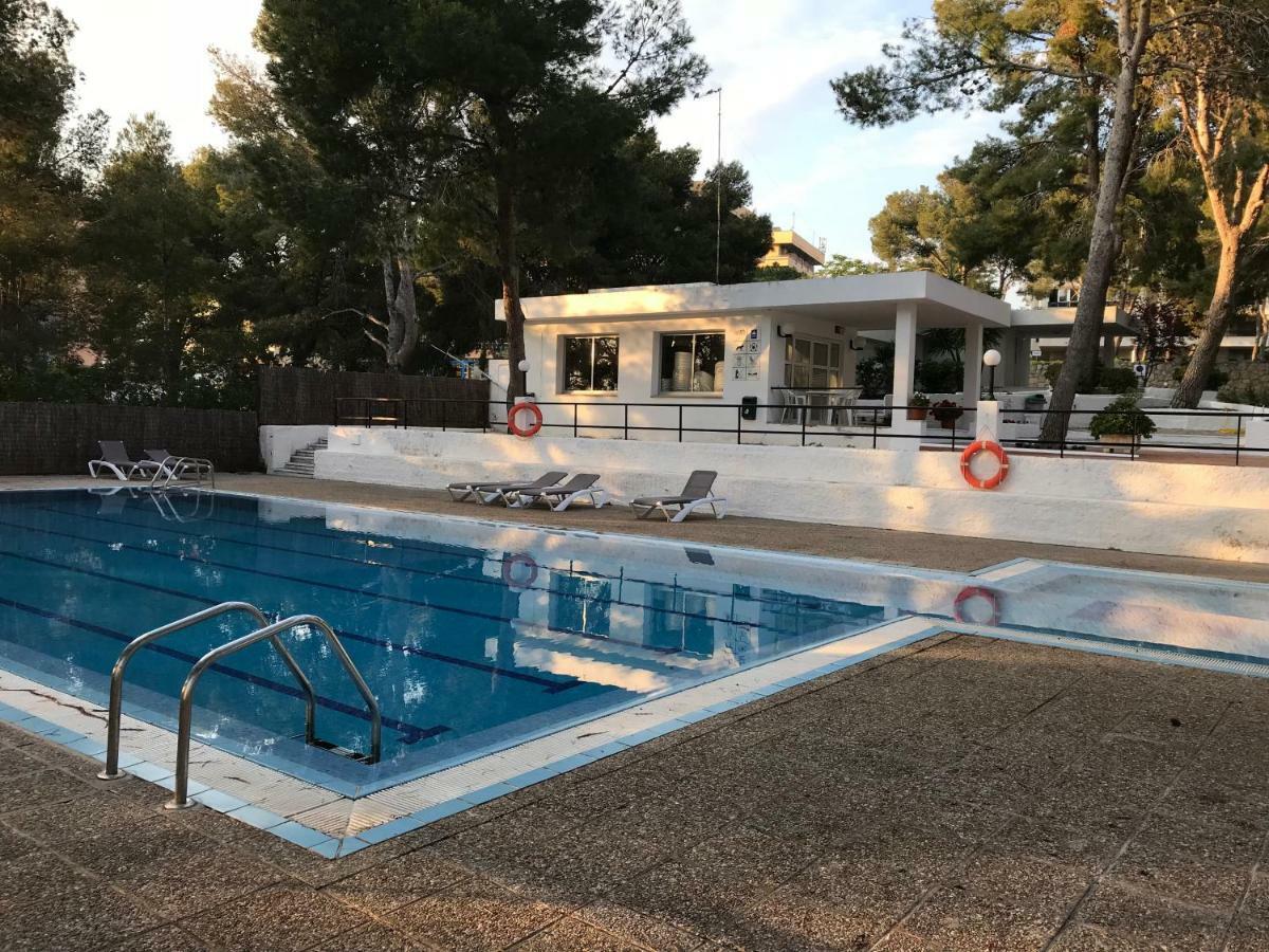 Apartamento Rits Beachfront Salou Bagian luar foto